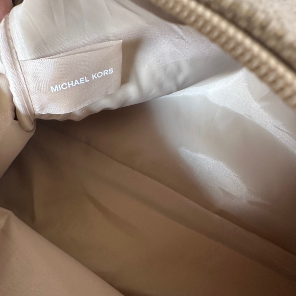 Michael Kors Cream Satchel with Elegant Structure - Picture 5 of 6